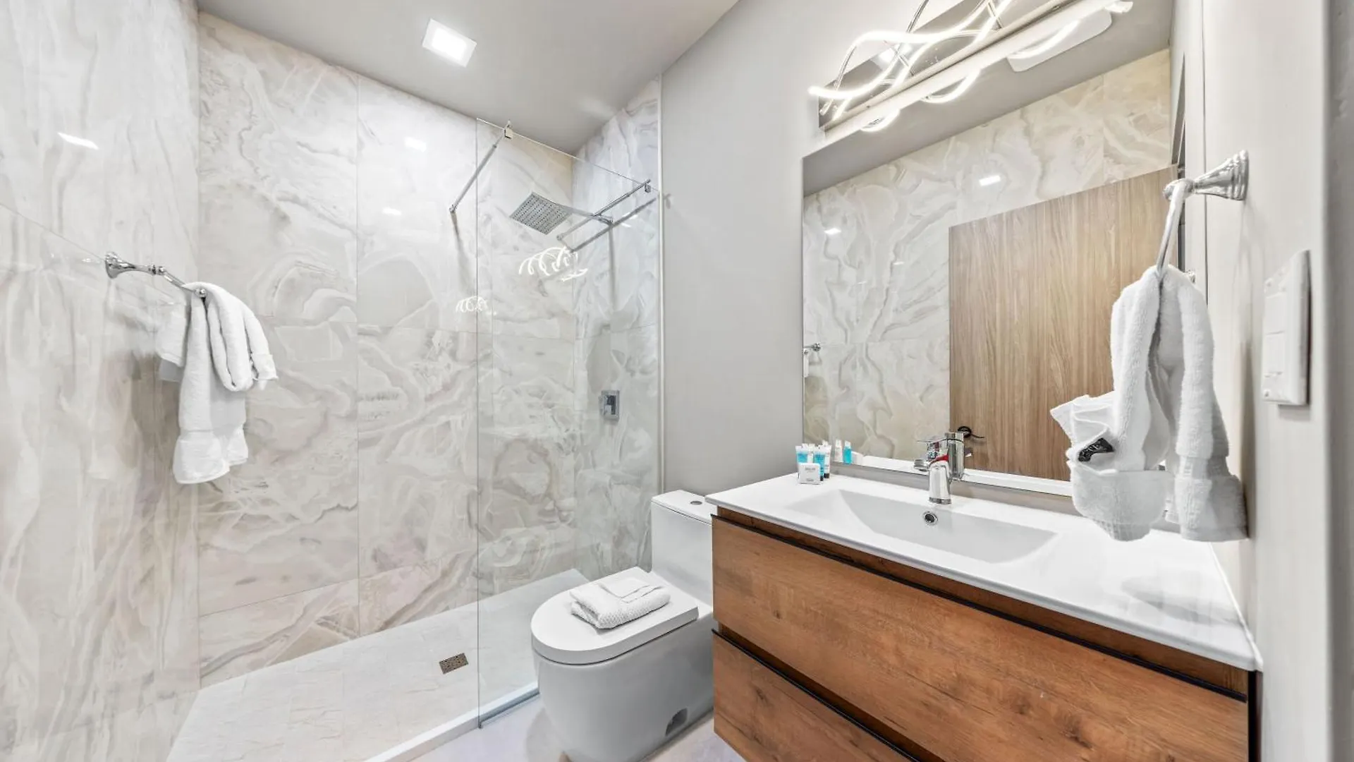 3Br With Jacuzzi & View By Bocobay 0*, Palm Beach